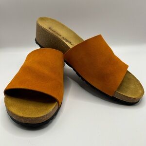 Marina Luna Comfort slide sandals. Salmon color size 8.5.
